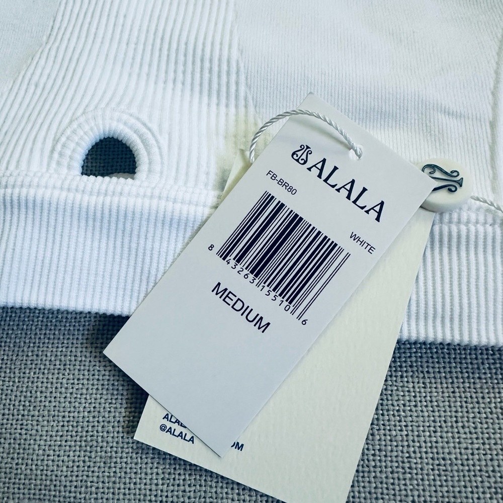 ALALA Barre Racer Ribbed Seamless Sports Bra New - Picture 5 of 7